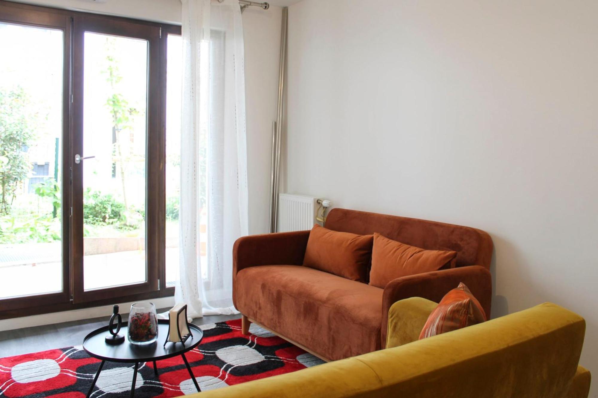 Charming T2 Near The Basilica Of Saint-Denis Apartment Ngoại thất bức ảnh