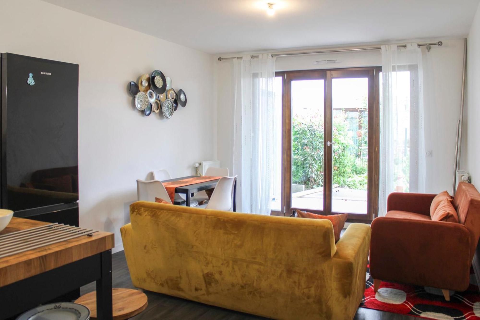 Charming T2 Near The Basilica Of Saint-Denis Apartment Ngoại thất bức ảnh